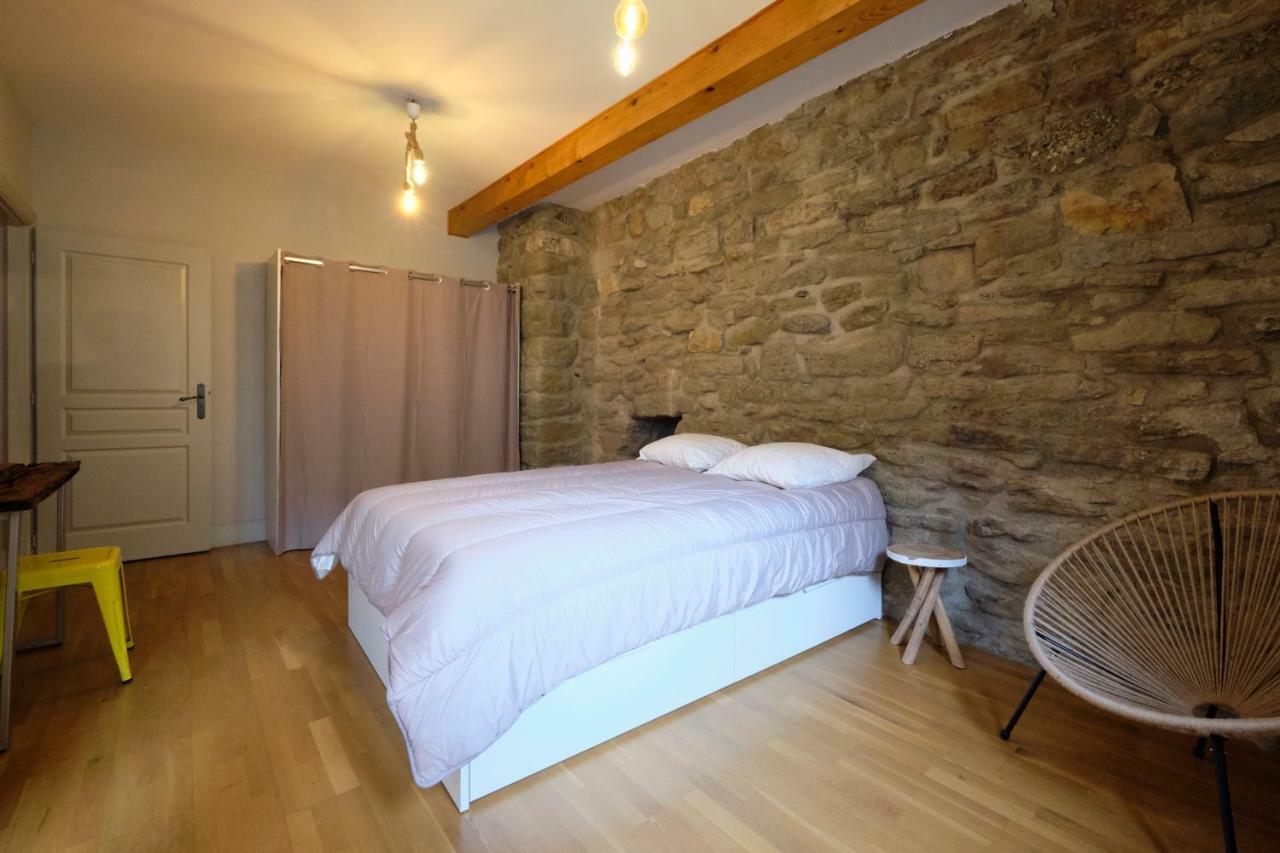 Melina - Appartement Dans Les Remparts De La Bastide Avec Parking Et Terrasse Carcassonne Bagian luar foto